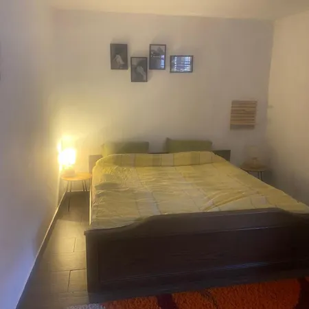 Panic Vakantiehuis Pirot